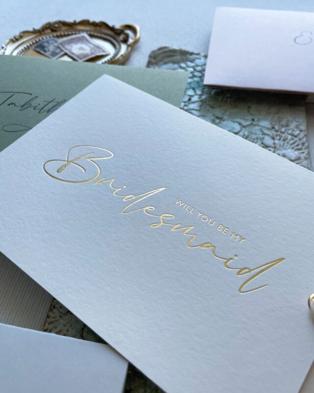 I had the pleasure of making more of these personalised bridesmaid proposal cards this week. 
A foil pressed notecard which you can write on the back of, contained in a personalised coloured pocket with a beautiful silk ribbon and gold eyelet
-
I love when future brides choose something special to ask their best friends to be part of their bridal party
-
Available as bridesmaid and maid of honour
-
#bridesmaidprosal #bridesmaidproposals #bridesmaidproposalcard #bridesmaidproposalbox #bridesmaidproposalgift #bridesmaidproposalideas #bridesmaidproposalgifts #foilpressedproposalcards #foilpressedinvitations #weddingstationerydesign